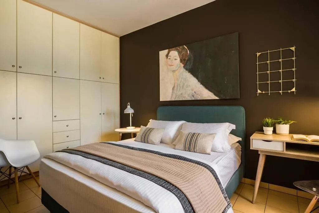 Eviono, Houses On The Hill Apartment Lixouri